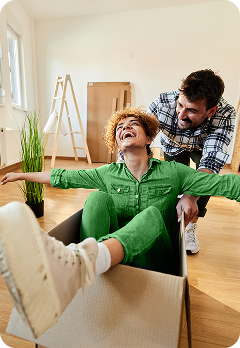 Familia disfrutando de su reforma de hogar